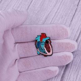 Hanreshe Anatomy Enamel Heart Brooch Pins Human Organs Internal Organs Medical Lapel Backpack Badge Gift for Nurse Doctor