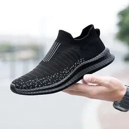 Walking Shoes Lightweight Breathable Knitted Mesh Casual Women Flying Woven Slip-on Sock Ladies Trend Soft Sports Sneakers