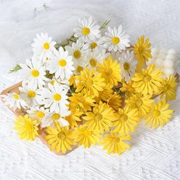 Decorative Flowers 4pcs Artificial Bouquet Wedding Valentine's Day Fake Flower Daisy Plastic