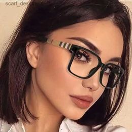 Sunglasses Sunglasses Retro Square Optical Eyeglasses Frames Brand Designer Women Fashion Anti Blue Light Pochromic Reading Glasses DegreP5QMY240413P5QM