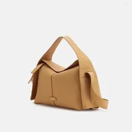 Waist Bags 2024 Summer Fashion Ear Hanging Series Eave Bag Medium Designer Commuter Crowd Handheld Crossbody Hobo