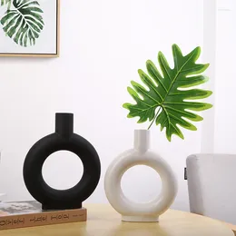 Vases 23cm Nordic Circle Ceramics Vase Matte Openwork Donut Dried Flower Arrangement Home Desktop Living Room Porch Decorations