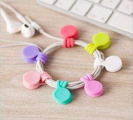 Magnetic headphones holder Soft silicone Magnet Earphone Headphone Cord Wire Holder Organiser Fashion Lavalier Clips Cable Winder 2480643