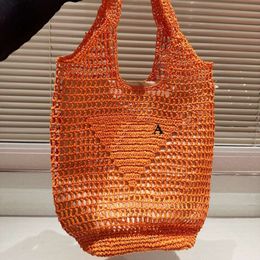 Tote Designer Sells Branded Women's Bags at Discount New Bag