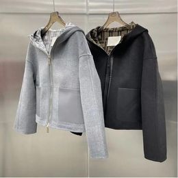 Designer Double Womens F Jackets new wool short hooded jacket double-sided with fashionable F bagpipe coat Double-sided printing of high quality
