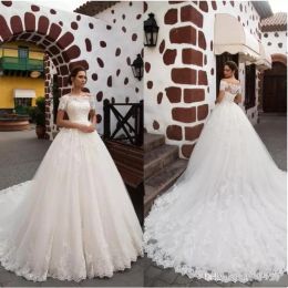 2024 Vintage Lace Appliques Wedding Dresses Romantic Princess Short Sleeves A-Line Chapel Sweep Train Bride Gown