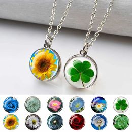 Pendant Necklaces Flower Pendant Necklace Natural Plant Lotus Four Leaf Clover Daisy Image Glass Ball Pendant Necklace for Women Girl Jewellery Gift 240410