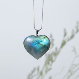 Natural crystal Labradorite Heart Shaped Rough Polished Pendant Flowing light necklace Crafts Stone Hanging Ornament