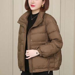 Small Lightweight for Women's 2023 Winter Wear, New Loose Size White Duck Down Warm and Thick Short Jacket