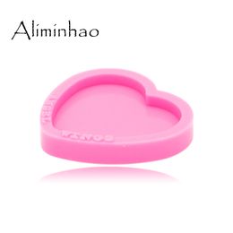 DY0450 Shiny Glossy Heart Shape Mould Crafting Love Silicone Epoxy Resin Mold Badge Reel As Well