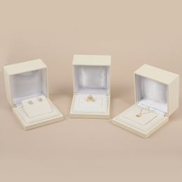 High-end Jewelry Storage Box Flannel Lining Bracelet Necklace Earring Holder Proposal Jewelry Gift Box Ring Display Jewelry Box