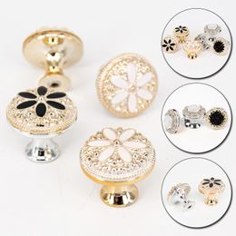 New European Single Hole Handle Gold Luxury Flower Pattern Furniture Cabinet Knobs For Home Wardrobe Door Handles Hardware