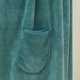 Wearable Men Bath Towel Super Soft absorbent Fast Drying Bathrobe With Pocket Adult Gym Beach Spa Swimming Bath Towel Blanket