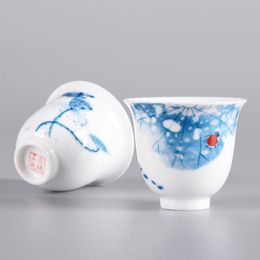 2 Pcs/set Blue and White Porcelain Handmade Ceramic Teacup Chinese Porcelain Tea Bowl Tea Set Accessories Personal Single Cup