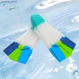 Diving Accessories Swimming training fins childrens silicone swimming fins flexible swimming flap with storage bag training tool Y240410