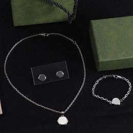 Necklace a ciondolo argento set diamante Neccreta Designer Orecchini per bottene per il fidanzamento Gioielli Match