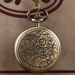 Pocket Watches New Fashion Retro Bronze Carving Pattern Steampunk Pocket Retro With Chain Metal Carving Pendant Birthday Gifts Y240410