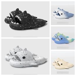 Top Luxury Designer Quality shoes sandal Summer Shark Slippers Shark Slides black blue Thick Soled Shoes men women Kids flat sandals Gradient Flip Flops