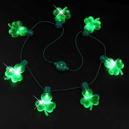 Pendant Necklaces M2EA LED Light Up Clovers Bulb Necklace Glowing Party Favour Ugly Christmas Sweater Accessories Christmas Decoration For Home 240410