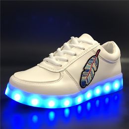 7ipupas EUR 30-44 Luminous Sneakers for Boy Girl Leaf Sneaker Children casual Glowing Shoes USB recharge Kids Led Light up Shoes