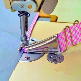 Hemmer Right Angle Bias Binder Foot for Lockstitch Machine Sewing Overlock Folder Binding of Curve Edge With 2Pcs Attachments