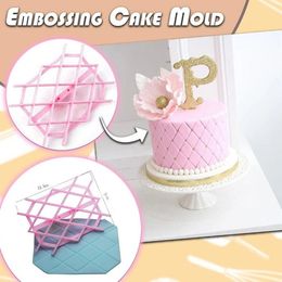Diamond Sugar Paste Gum Icing Baking Fondant Cake Mold Embosser Cutter Icing Embosser Mould Rhombus Cookie Decorative Cutting