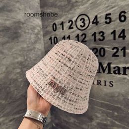 Designer Hats Beanie Hats Fashion Jacquard Bucket Hat sided Feng Bucket Hat Mui mui hat 5GA8 KY0X