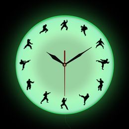 Taekwondo Karate Wall Clock Martial Arts Karate Club Modern Wall Decor Fighting Sports Kung Fu Exclusive Wall Clock Watch