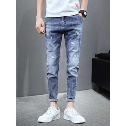 Delessed Jeans, Herren trendy schlanke kleine Füße, 2024 Sommer dünne koreanische Version Trendy Elastic Casual Cropped Hosen