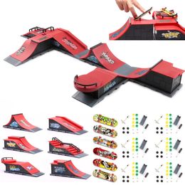 6In1 Finger Skateboards DIY Skate Park Ramp Parts For Tech Deck Scene Venue Combination Set Children Indoor Home Toy 240408