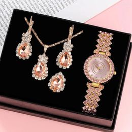 Wristwatches 5pcs Women's Watch Set Luxury Fashion Full Diamond British Casual Jewelry Necklace Earrings Ring