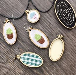 Wooden Mini Embroidery Hoop Black Chain and Matel Ring Frame Small Hand Stitching Hoop Cross Framing Hoop Wood Earring