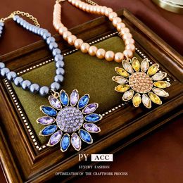 Medieval Vintage Diamond Inlaid Flower Pearl Necklace, Fashionable High-end, Collarbone Chain, Light and Personalized Necklace Decoration