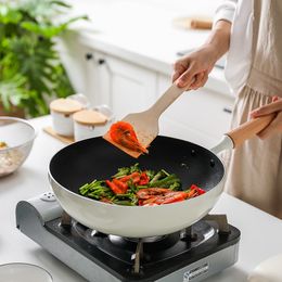 Non-Stick Cooking Set Thickened Kitchen Soup Pot Flat-Bottomed Milk Pan Wooden Handle Pot Cooker Lidcooking Utensils