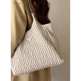 Handbag Designers Hot Sellers Wind Moonlight Leaf Tote Bag New Single Shoulder