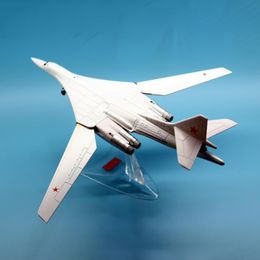 1/200 Russian Tu-160 Tu160 White Swan Figure 160 Long-range Strategic Bomber Alloy Aircraft Metal Model Adult Fans Collectible