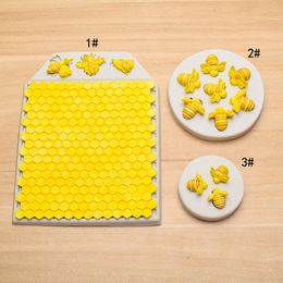 1Pcs Bee Fondant Mould Honeycomb Bees Silicone Moulds for Chocolate Cake Decorating Beehive Baking Mould for Cupcake Topper