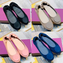 2024 Womens Sandals designer slippers Travel Ballet Flat Nappa Leather loafers Perfect Black Grey Pink gold green Deep Blue men shoes women trainers man sneakers