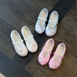 Kids Shoes for Girl Children's Hand Embroidery Cloth Casual Shoe Chinese Style Girls Shoes Old Beijing National Wind Dance Shoes