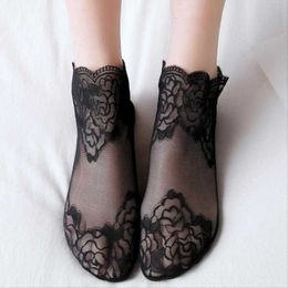 New Lace Short Socks Thin Medium Tube Silk Spring and Summer Sweat-absorbing Non slip Invisible Boat Womens PYZX