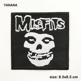 Black White English rock band Patches for Clothing DIY Stripes Written Words Sticker Clothes Stickers Apparel Garment Accessorie