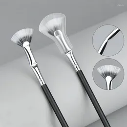 Makeup Brushes 2Pcs Eyelash Brush Fan Bent Lash Small Professional Mini Make Up Tool