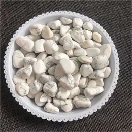 Natural quartz white howlite tumbled crystals healiing stones for garden decoration