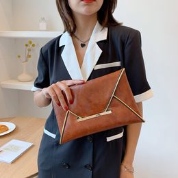 Women PU Leather Envelope Bag Solid Color Envelope Bag Ladies Vintage Day Clutch Pouch Handbags for Ladies Gift