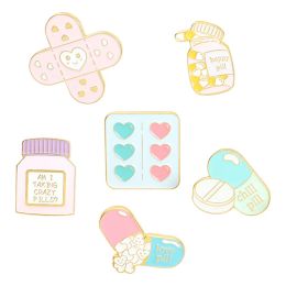 Creative Pill Capsule Shape Letter Brooch Nurse Pharmacy Heart-shaped Brooch Cute Band-aid Brooch Mini Medicine Bottle Pins Badg