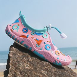 Barefoot Shoes Kids Aqua Shoes Quick-drying Aqua Sneakers Boys Breathable Swimming Beach Sandals Diving Surfing Wading Slippers