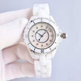 Classic Multifunction Number Calendar Watch White Mother of Pearl Shell Ceramics Wristwatch Sapphire 12-series Quartz Clock Black Ceramic Strap Watches 33mm