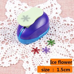 Circle Paper Punch Machine Scrapbooking Tool Mini Paper DIY Craft Stencil Card Embossing Device Die Handmade Cutter Punch Gift