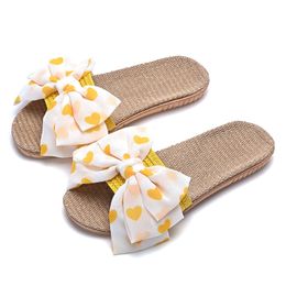 2024 Designer household Scuffs slippers slides women sandals pink yellow white womens bowknot scuffs GAI