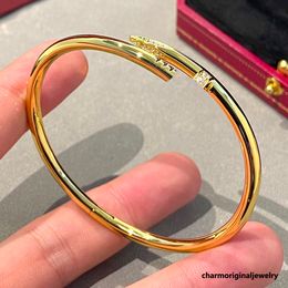 nail bracelet designer for woman mens bracelet nail bracelet designer Jewellery for men gold bangle for woman Designer Bangle Bracelets woman Luxury Bracelets
